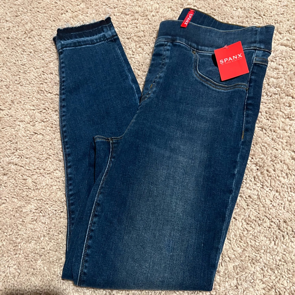 SPANX M Women’s Distressed Denim Jeggings